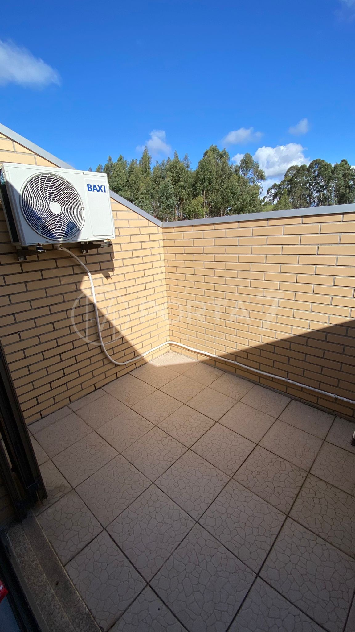 Espaço amplo e luminoso